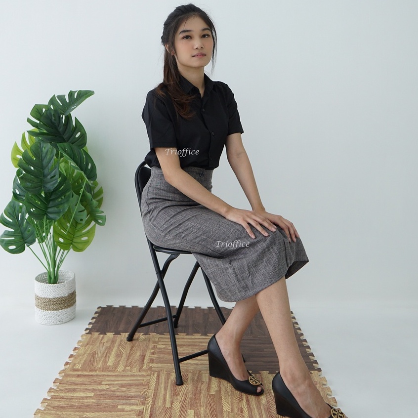 Rok Span Model Kancing Belahan Depan Linen Midi 7/8