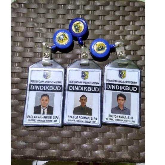 

CUCI GUDANG MURAH!!!!!!! id card + yoyo ღ 853