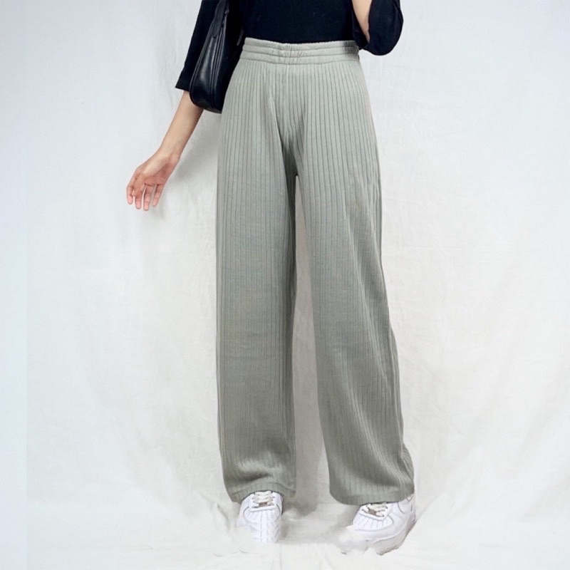 BEFAST - ZGW OOTD Celana Kulot PUTRIE / Kulot Masha Knit Pant / Celana Panjang Wanita Trendy / Pakaian Kekinian Remaja ABG / Celana Kulot Rib Terlaris / Fashion Wanita Ala Korean Style / Celana Kulot Wanita Casual / Kulot Kerja Wanita Modis