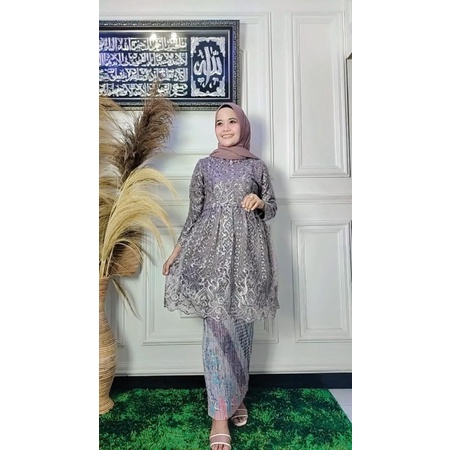 SET KEBAYA TUNIK TILLE MALAKA PAYET MUTIARA| KEBAYA PESTA| KEBAYA| SET KEBAYA WISUDA| KEBAYA MODERN| KEBAYA BRUKAT| SET TUNIK| STELAN KEBAYA LAMARAN| KEBAYA MUTIARA