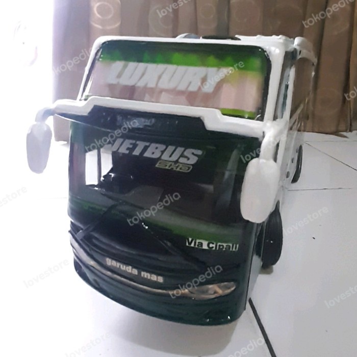 Diecast Miniatur Bus Garuda Mas Skala 1 20