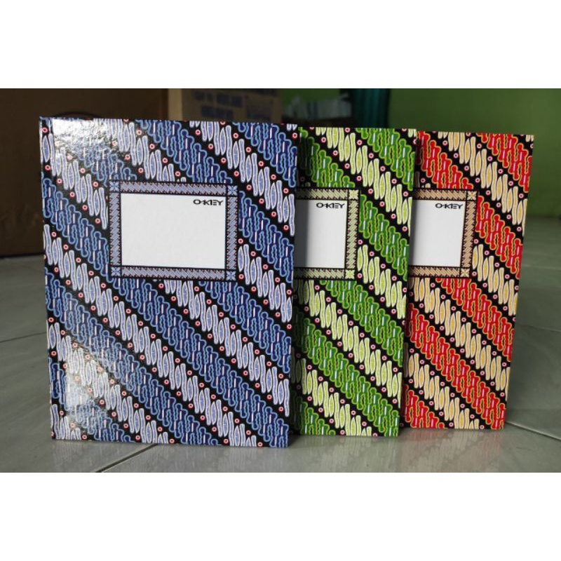 

OAKEY BUKU BERGARIS OKTAFO KUARTO FOLIO 100LEMBAR