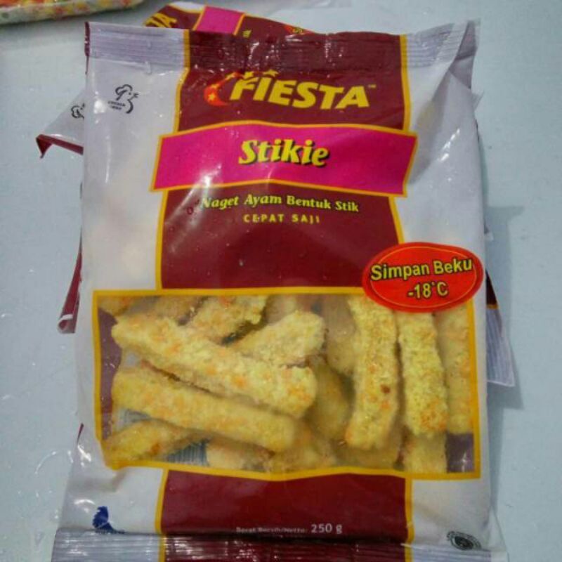 

Fiesta chicken nugget stikie/ naget ayam bentuk stikie kemasan 250gr