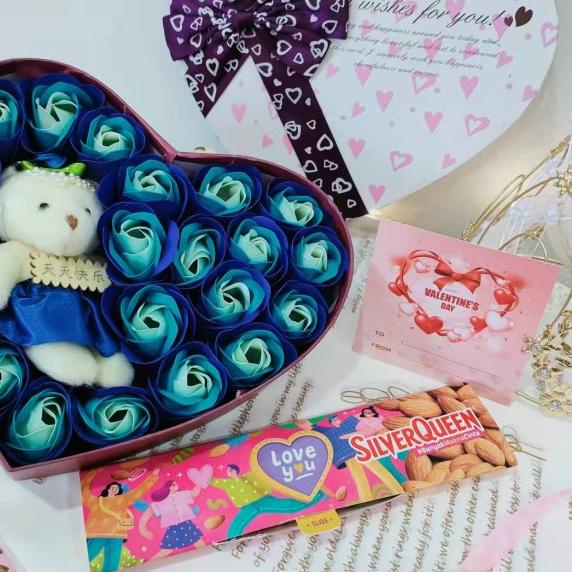 

Onemarkets Kado Bunga Valentine Kotak Love - Kado Anniversary F003D - Biru