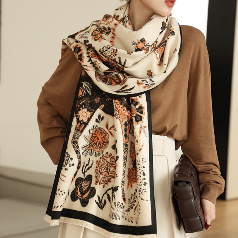 Syal &quot;Vegara&quot; 65 x 185 Motif Polos Anggun motif kuda yang mewah Bahan High Grade Cashmere Immitation