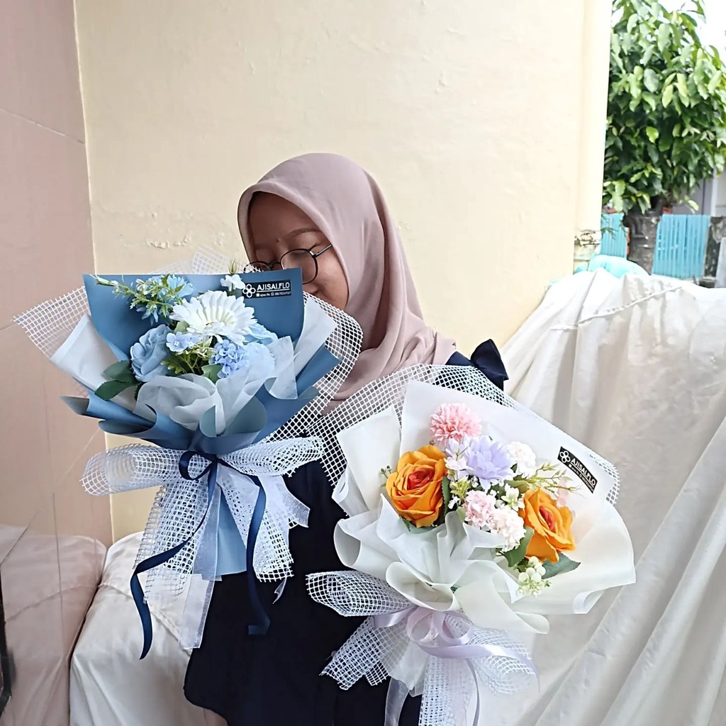 Ajisai WInter Bouquet Buket Bunga Palsu Artificial Medium  untuk Kado Ulang tahun hadiah wisuda Cewek Cowok