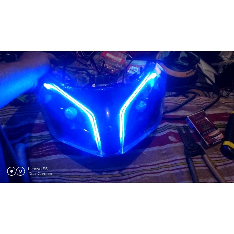 lampu depan reflektor custom vario techno 110 karbu sql