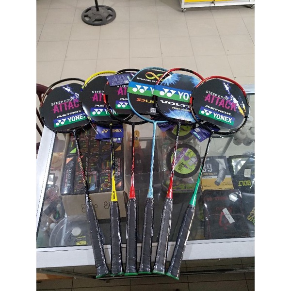 RAKET YONEX+senar yonex bg6+grip karet+tas
