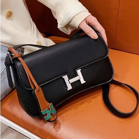 251, tas selempang wanita import fashion tas sling bag tas hand bag wanita cantik terkiniian terlaris best seller fashion wanita terbaikk