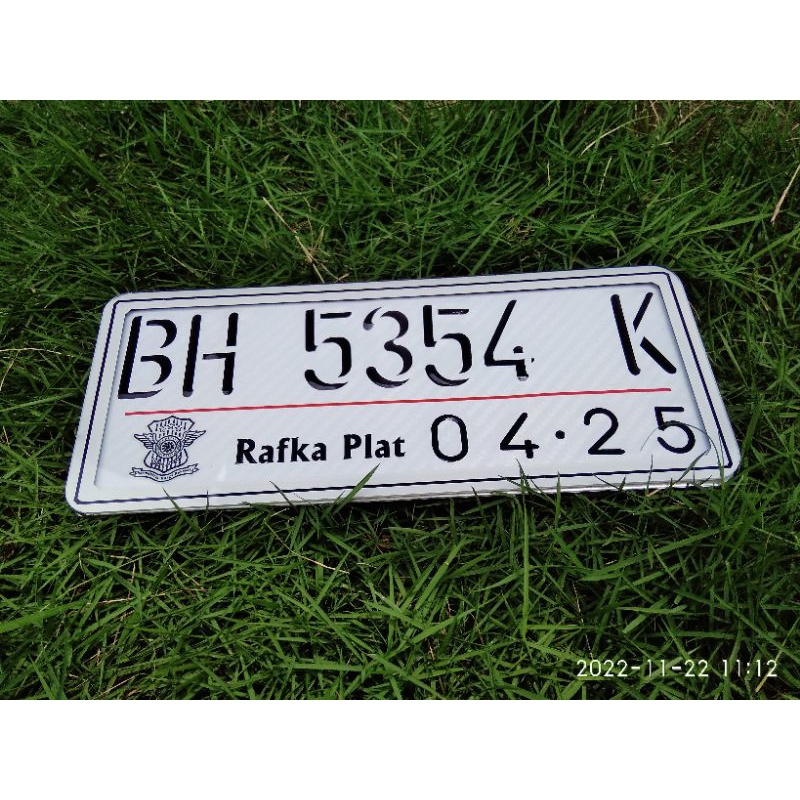 Plat Nomor Mika Karbon baut tanam