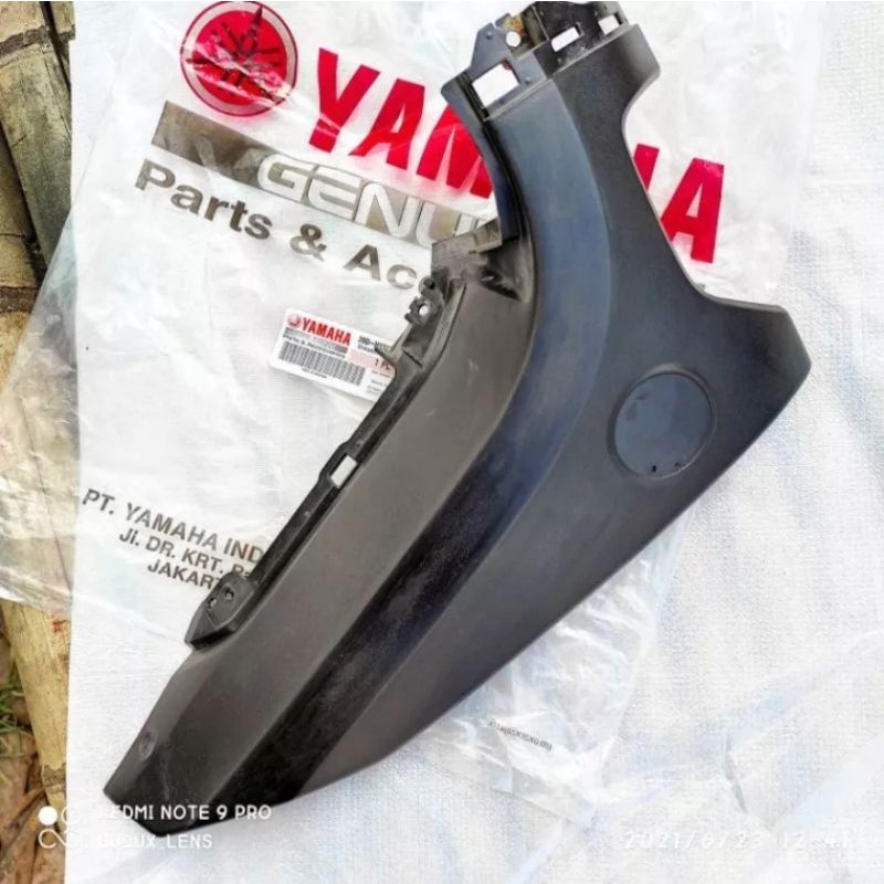 Cover Kap Sayap Panel Guide Air Nmax New Original Yamaha Genuine Parts B6H-F835U-00 B6H-F835V-00