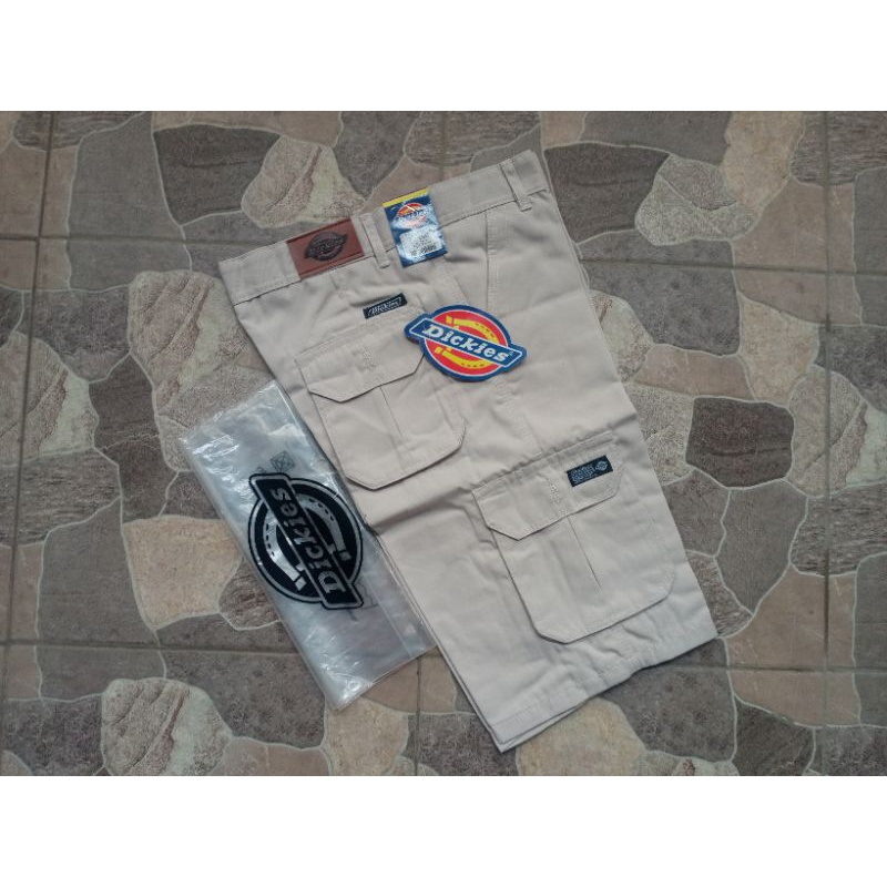 Celana Cargo Pendek Pria Cream Dickies Premium