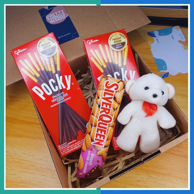

Hampers Coklat Valentine hampers Coklat ultah kado hadiah coklat kado valentine valentine day coklat silverqueen beruang silverqueen bear chungky bar