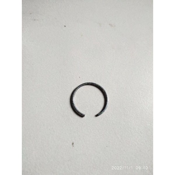 Snap Ring Klip Shockbreaker Depan Mio M3 , Mio Z , Mio J , Mio GT , Mio Fino , Soul GT , X-Ride ( Or