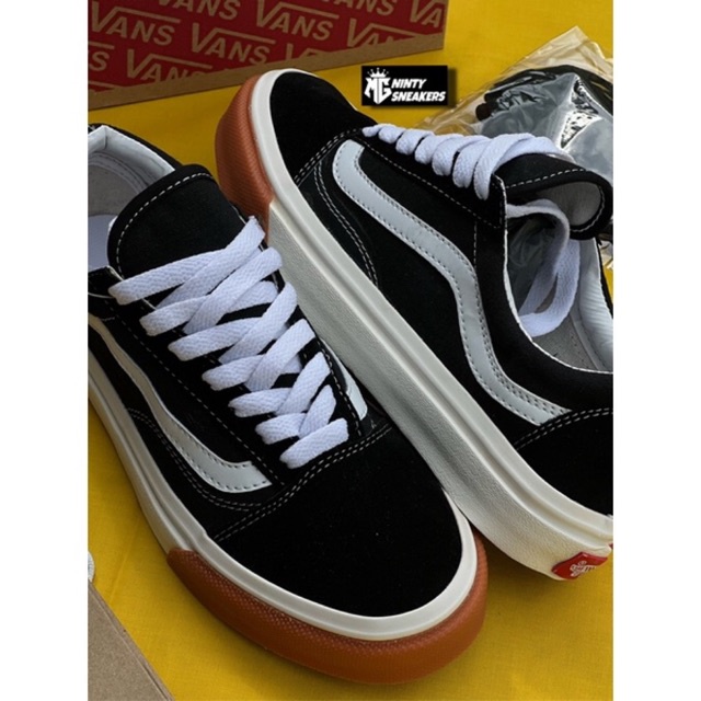 Sepatu vans oldskool black white Og gem sepatu hitam putih sepatu sneakers