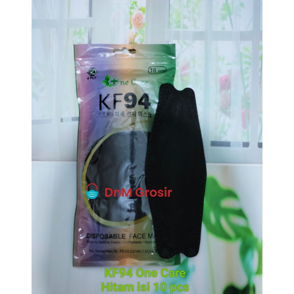 Masker KF94 Korea Evo 4ply Warna Hitam Putih Isi 10 pcs