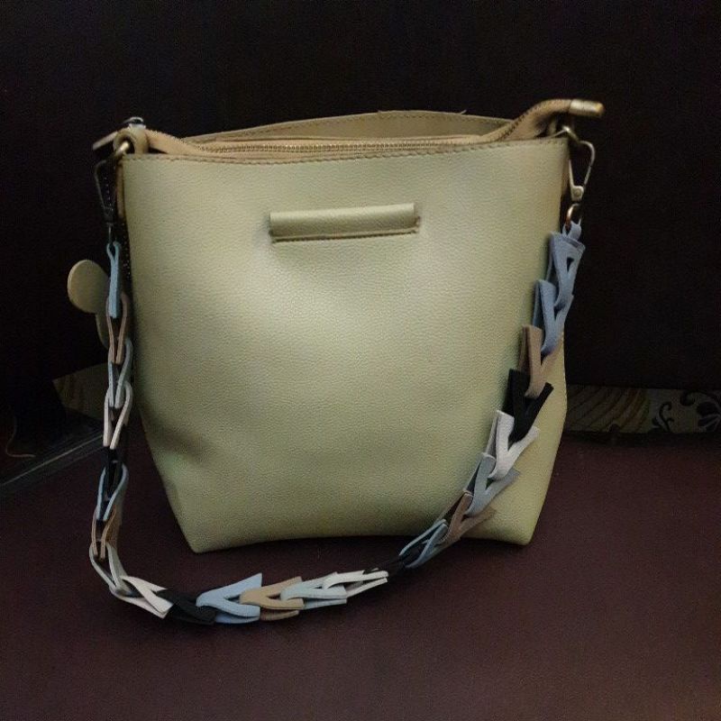 TAS MISS HELLO PRELOVED ORI