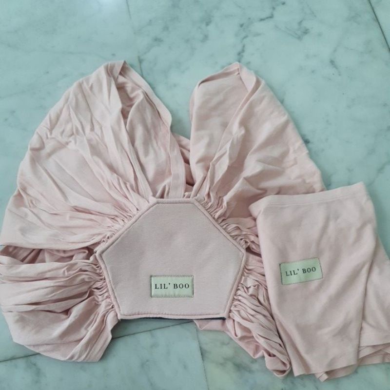 gendongan lil boo size M preloved