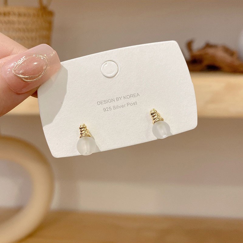 Anting Stud Bentuk Bohlam Lampu Kecil Bahan Resin Gaya Korea Untuk Wanita