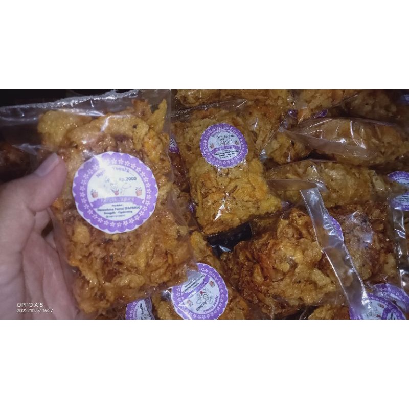 

Keripik jagung balado pedas manis kemasan kecil