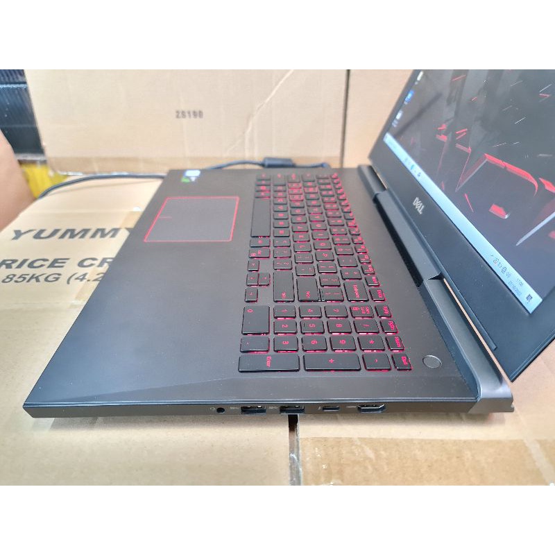 Laptop Gaming Dell inspiron 7577 Core i7 Gen 7 Ram 16GB Ssd 128GB+Hdd 1TB Vga Nvidia Geforce GTX 1060 6GB DDR5 Ips 4k Mulus Mantab