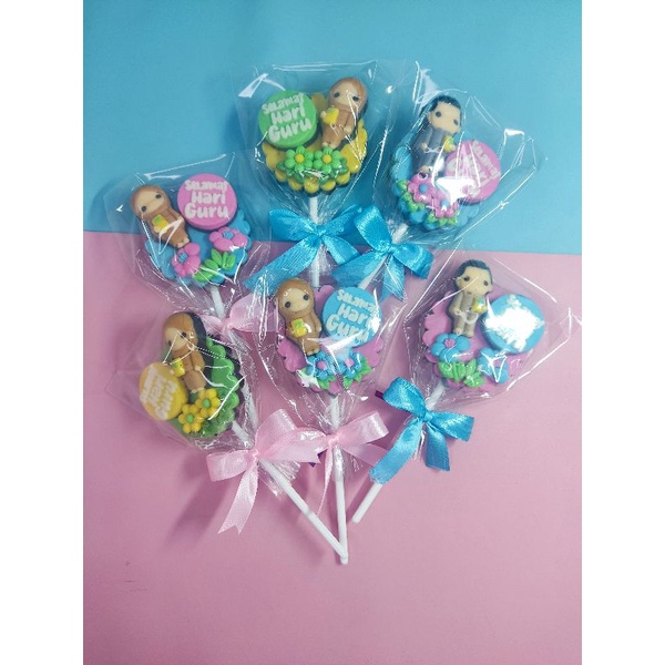 

Coklat karakter Loly HARI GURU