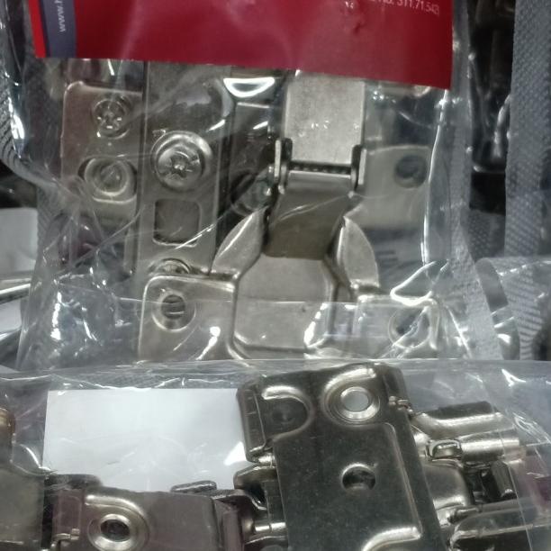 HAFELE Engsel Sendok Slow Motion Per Pasang - Lurus