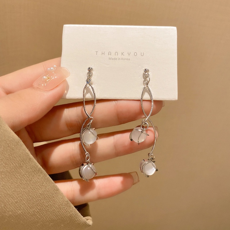 Anting Tusuk Silver Desain Geometri Hias Rumbai Untuk Wanita