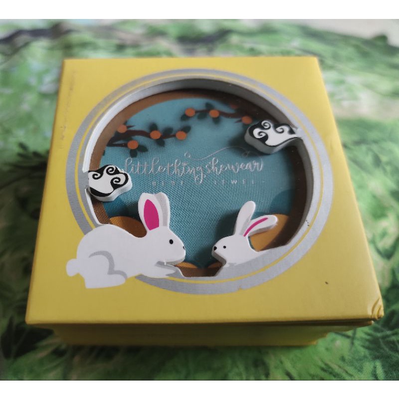 anting littlethingshewear preloved