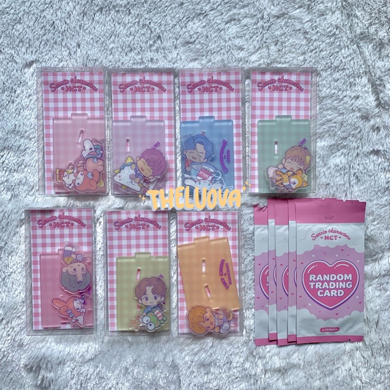 [READY STOCK] NCT X SANRIO TOWN - ACRYLIC STAND SET, RANDOM TRADING CARD