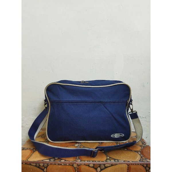 TAS SELEMPANG TRAVEL EASTPAK SECOND IMPORT / TAS MINGGAT/ TAS BABY