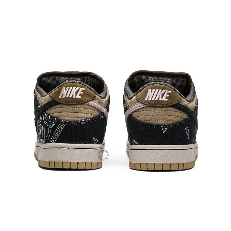 ￼Sneakers Travis Scott x Dunk Low Premium QS SB 'Cactus Jack'