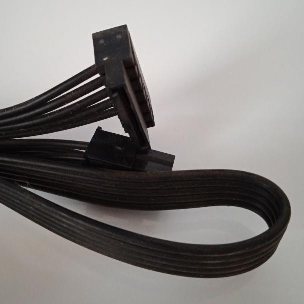 Kabel modular Corsair PSU 6 Pin ke Sata