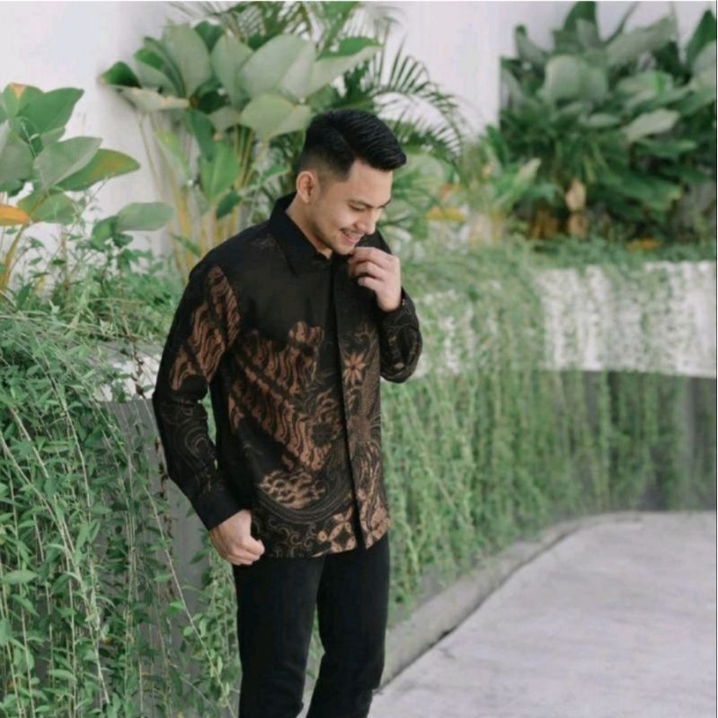Batik pria lengan panjang batik soloKemeja batik pria lengan panjang