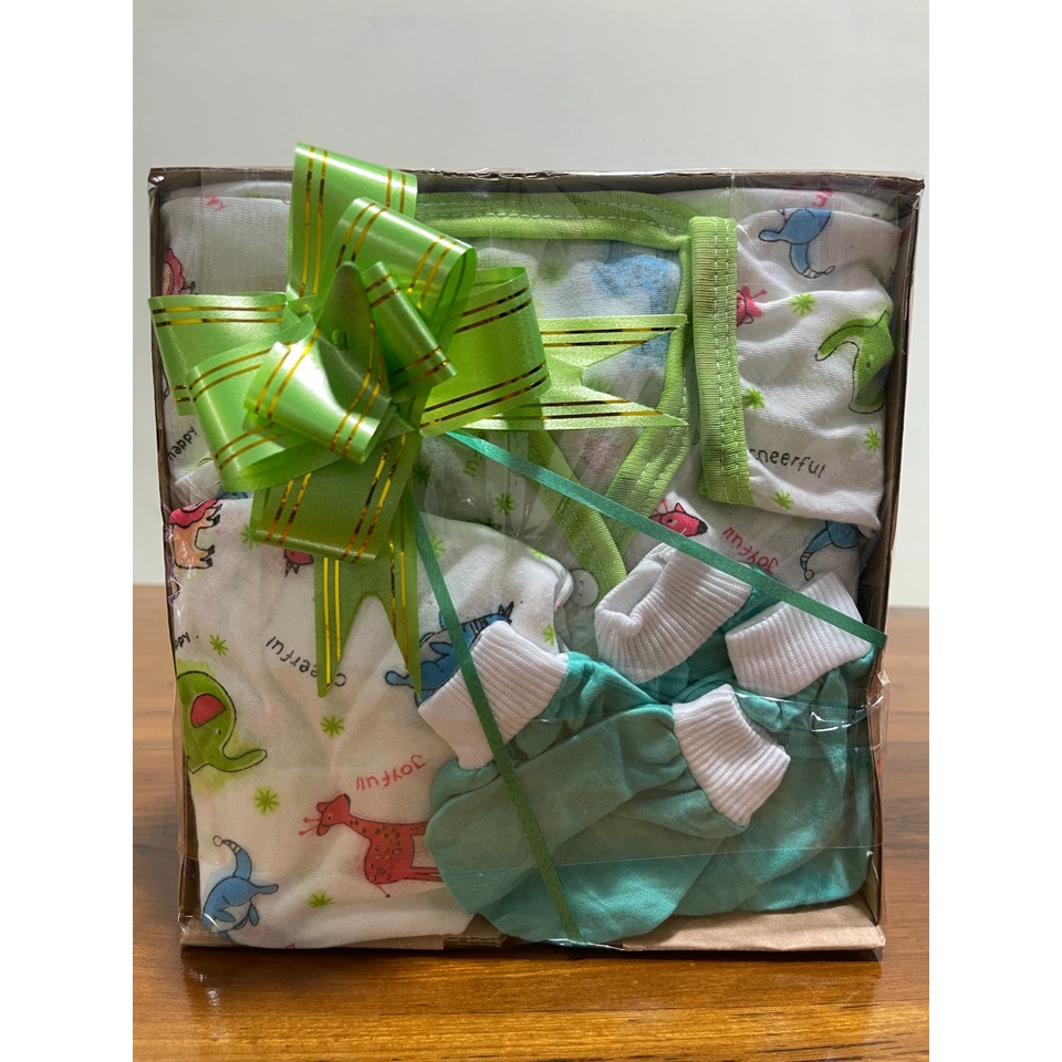 Parsel bayi baru lahir / hampers bayi / Parcel bayi baru lahir / kado bayi / Baby Gift Newborn / Hadiah bayi / Baju bayi / Perlengkapan bayi baru lahir 01