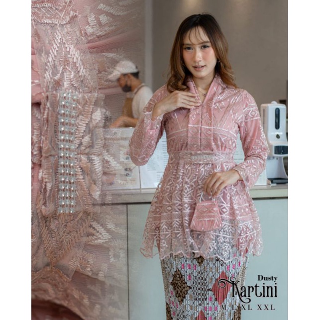 STELAN BLOUSE KEBAYA KARTINI TILLE NON GLITER BUSUI FRENDLY| SET KEBAYA BRUKAT| KEBAYA PESTA| KEBAYA| SET KEBAYA KONDANGAN| STELAN BLOUSE WANITA| SET KEBAYA WISUDA| BAJU OUTFIT WANITA| KEBAYA FAVORITE