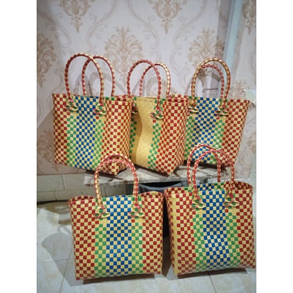 tas hajatan size S / Hampers imut/ Hampers lucu/ tas anyaman plastik