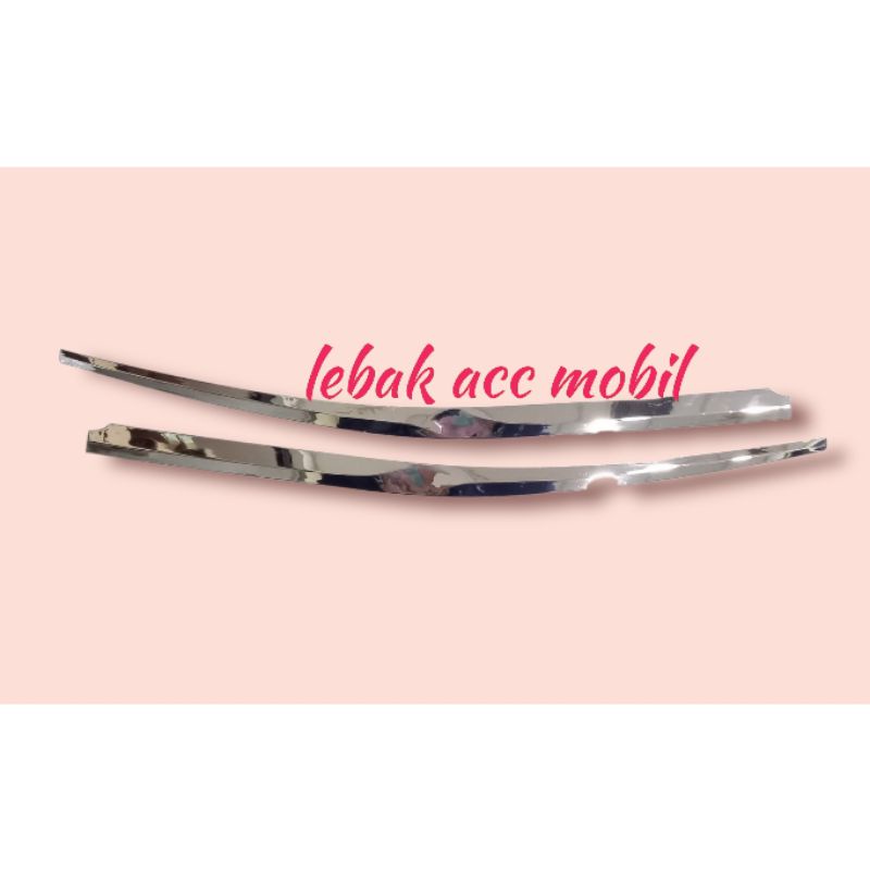 list kaca belakang mobil daihatsu xenia 2022 Chrome