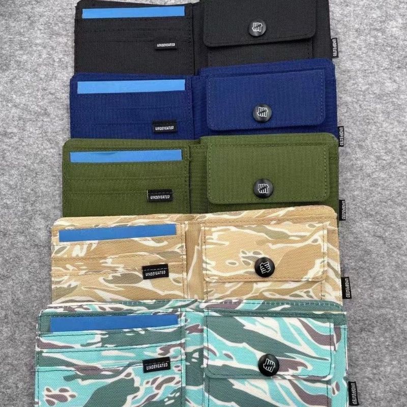 Wallet / Dompet Pria Undefeated Short Multipel Card Slot