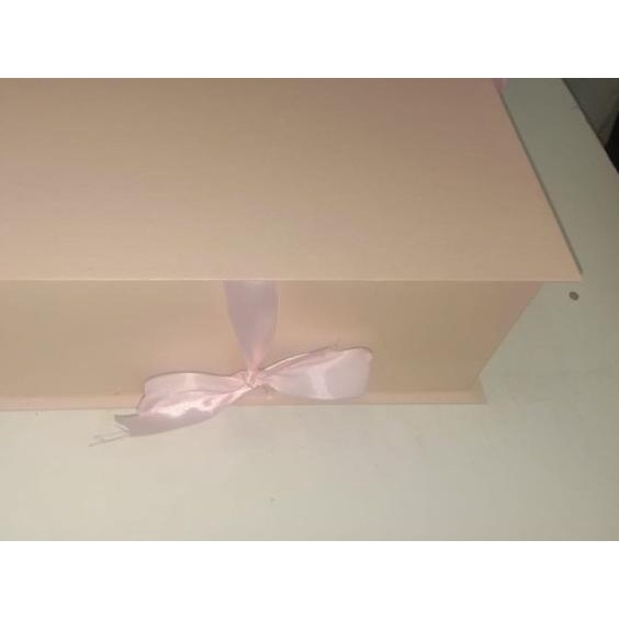 

Book Box - Kotak bunga - Bloom Box - Hard Box Premium - 1490 - Merah Muda