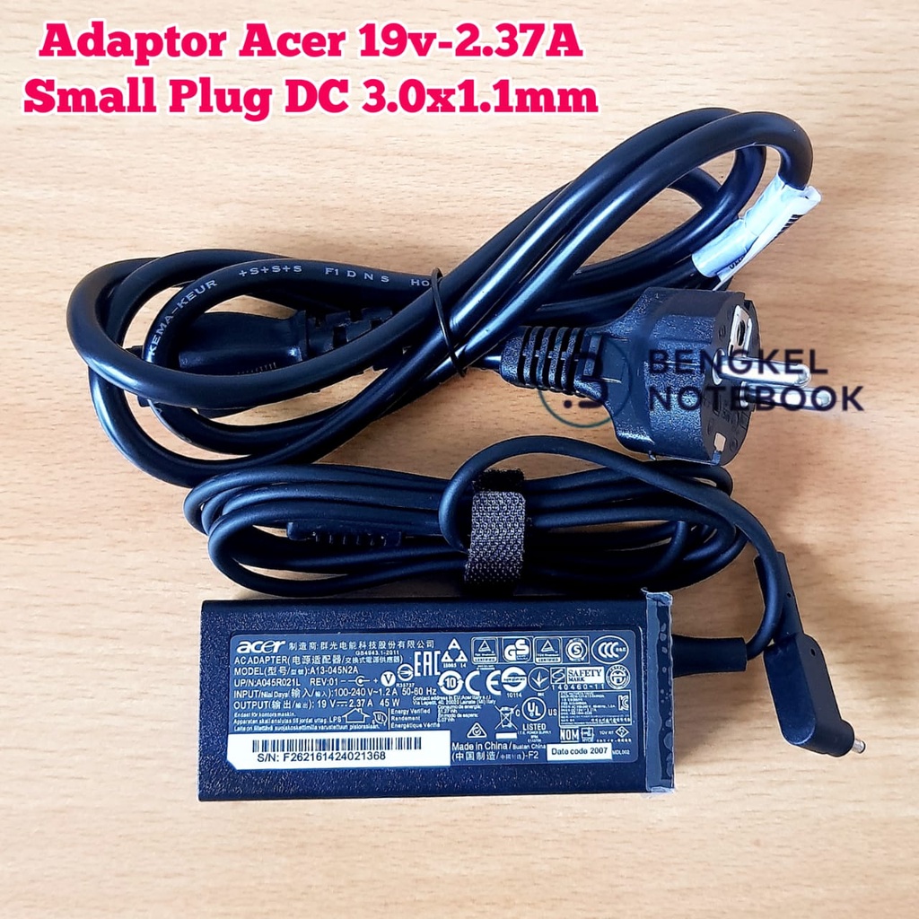 Adaptor Charger Acer 19v - 2.37A Small Plug 30x11mm