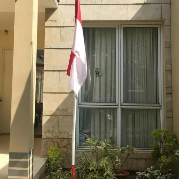 tiang bendera merah putih 3 meter /tiang besi merah putih plus bendera - Merah Putih