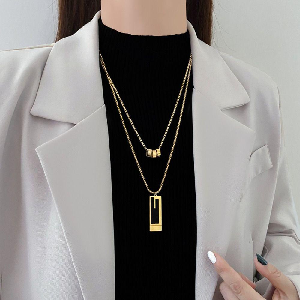 Mxbeauty Kalung Pria Trendi Unik Rantai Klavikula Persegi Plat Tergantung Pasangan Bola Kecil Titanium Steel Sweater Chain