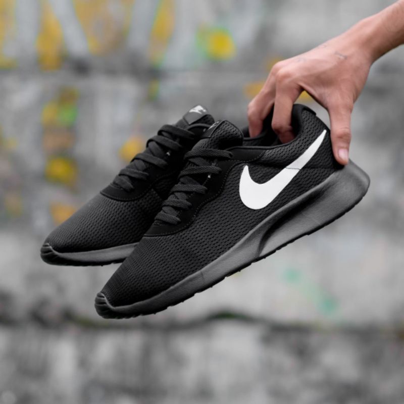 Nike Tanjun &quot;All Black White&quot;