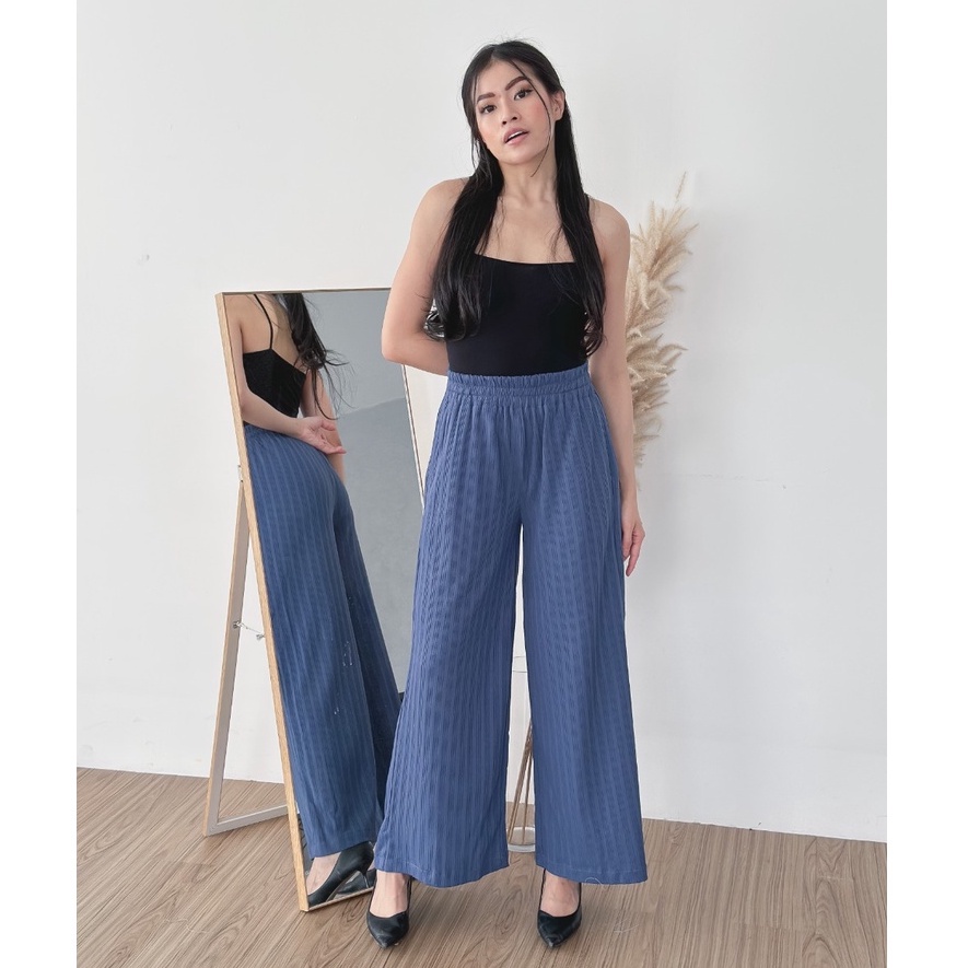 CallieTamami - C 6472 Gaby Knit Pants