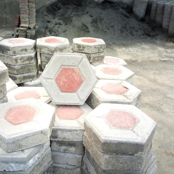 PAVING BLOCK CONBLOCK ANTIK SEGI MERAH