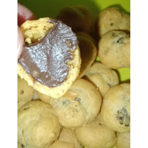 

Kue Soes Coklat