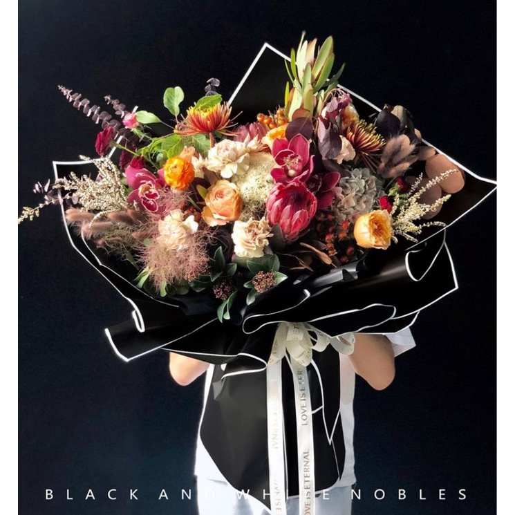 FLOWER WRAPPING PAPER / KERTAS CELLOPHANE / BLACK AND WHITE WRAPPING PAPER