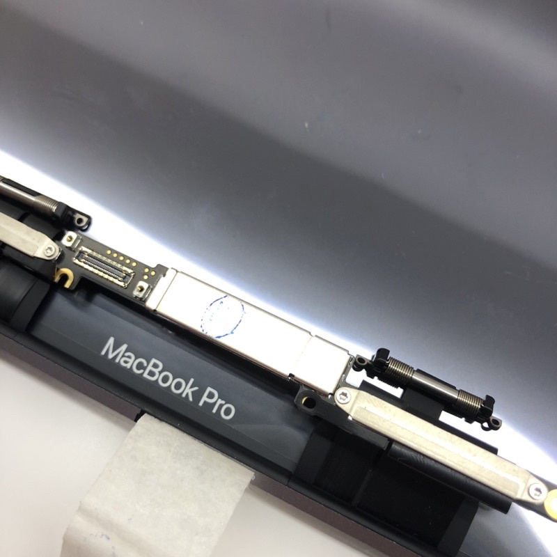 LCD MacBook Pro A1706 A1708 A1989 2159 2289 2338 Air A1932 A2179