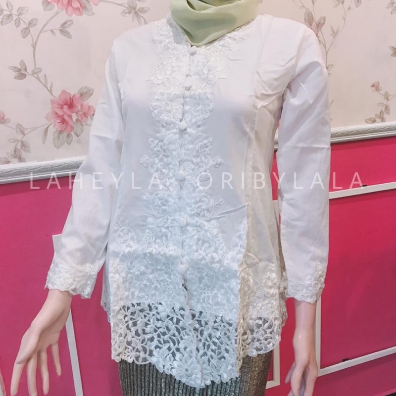 Kebaya Encim Kartini Bordir Putih Lengan Panjang